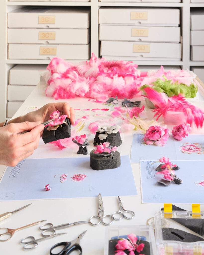 PIAGET HIGH JEWELLERY SHAPES OF EXTRALEGANZA G38V0300 G34Q2700 G36N3100 SF 4x5 819x1024 1