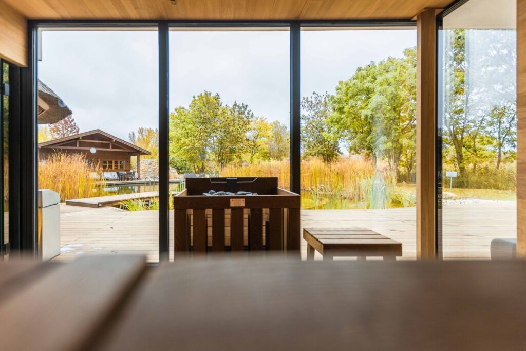 blick aus der sauna c kuscheiart vila vita pannonia 1024x683 1