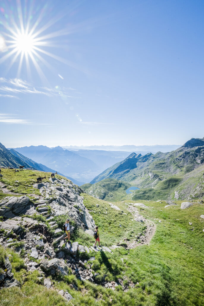 wanderung bei traumhaften wetter c tv dorf tirol hotel golsrhof 1