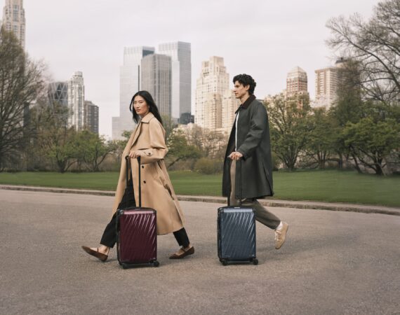 TUMI FW25Seasonal 19DLiteIntl Wine Pavement Euro 790.00