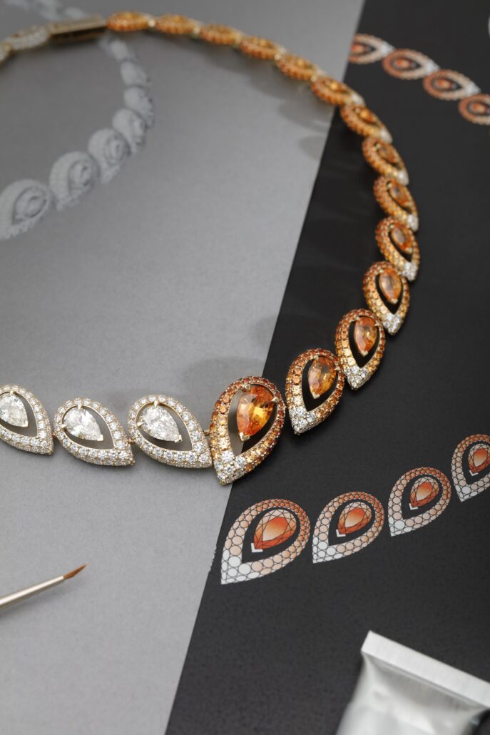 8 Messika Corporate Savoir Faire 2025 Collier Hypnotic Scale Spessartite Still Life 916 © Pierre Verez
