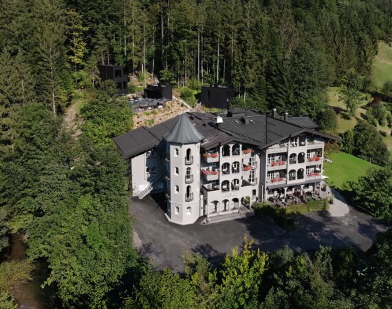 Aussenansicht © Naturhotel Fischerwirt 2