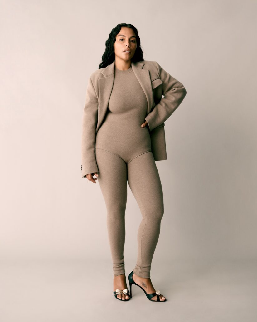 Ferragamo LOOK 01 FERRAGAMO VARA SHOES 0061 b