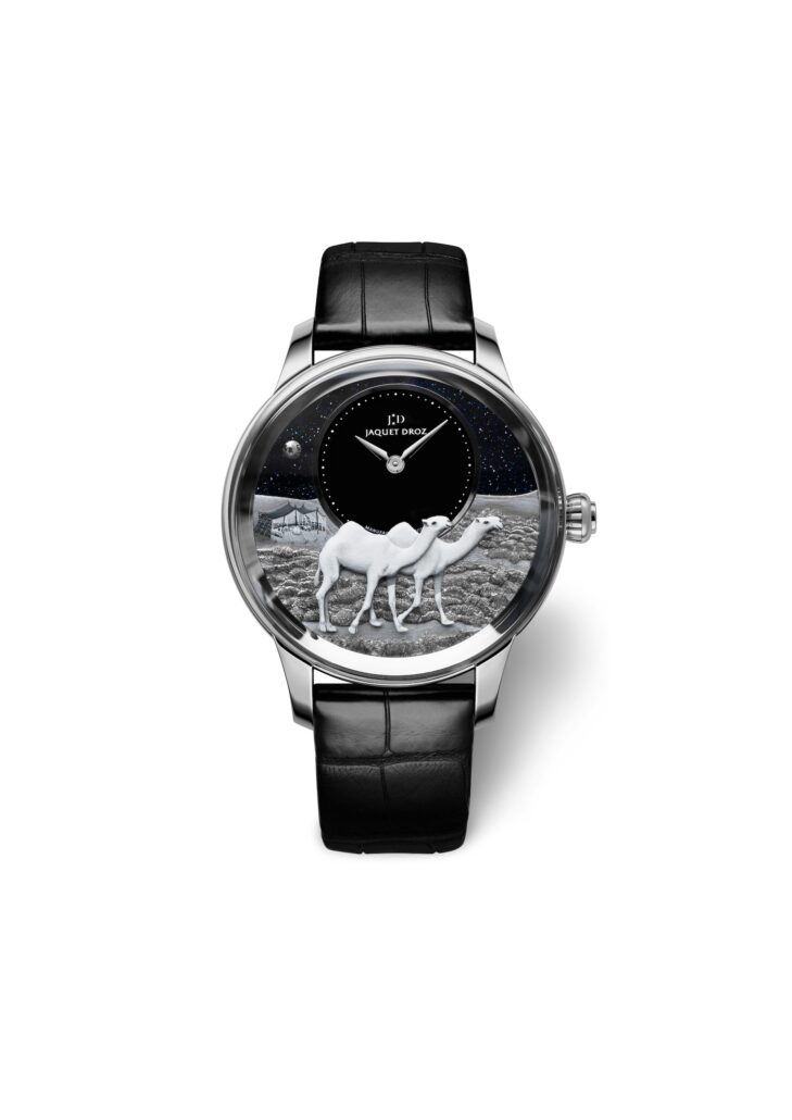 J0050290011 PETITE HEURE MINUTE PLATINUM CAMELS FRONT