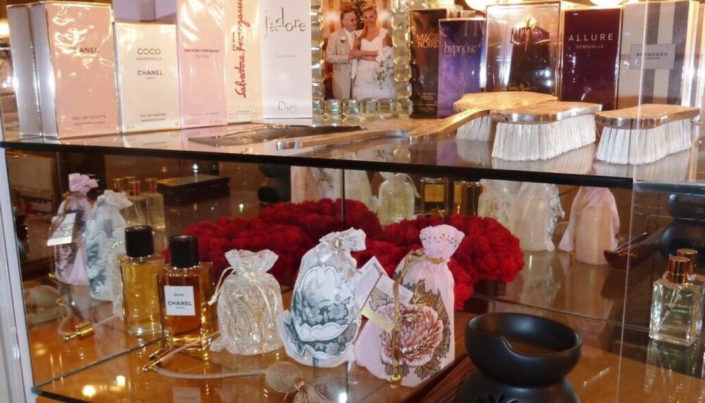 Parfumes 3 rc87jly8etquzu1bw4eas2ypzz4e86jmwoympqv5ts