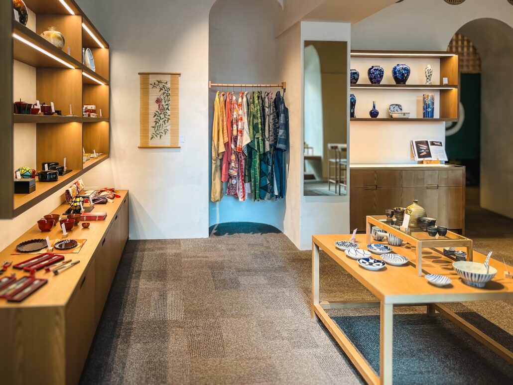 Shiki Sakethek Extra Mobile 3