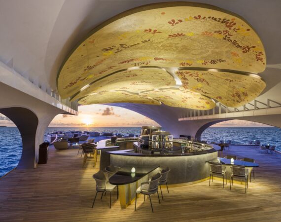 The St. Regis Maldives Whale Bar Mural and Bar 1