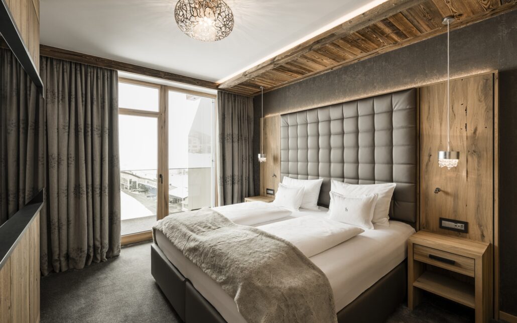 Wohlfuehlzimmer im alpinen Stil c Hannes Niederkofler Hochfirst