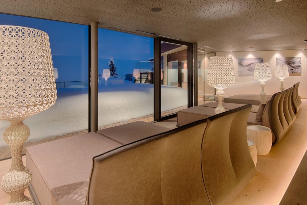 wintertraum vor dem ruheraum c filippo galluzzi wellnessresort amonti lunaris