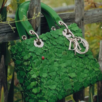 Die feminine Poesie der Dior Accessoires SS26