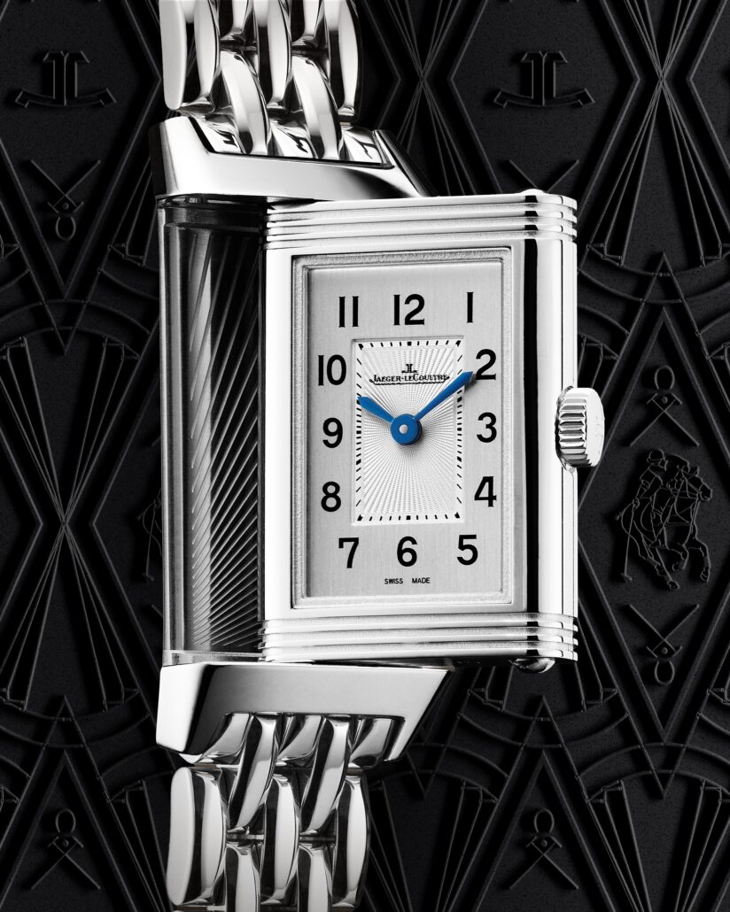 2025 holiday closeup 012025 q3878120 reverso origin closeup srgb 4 5