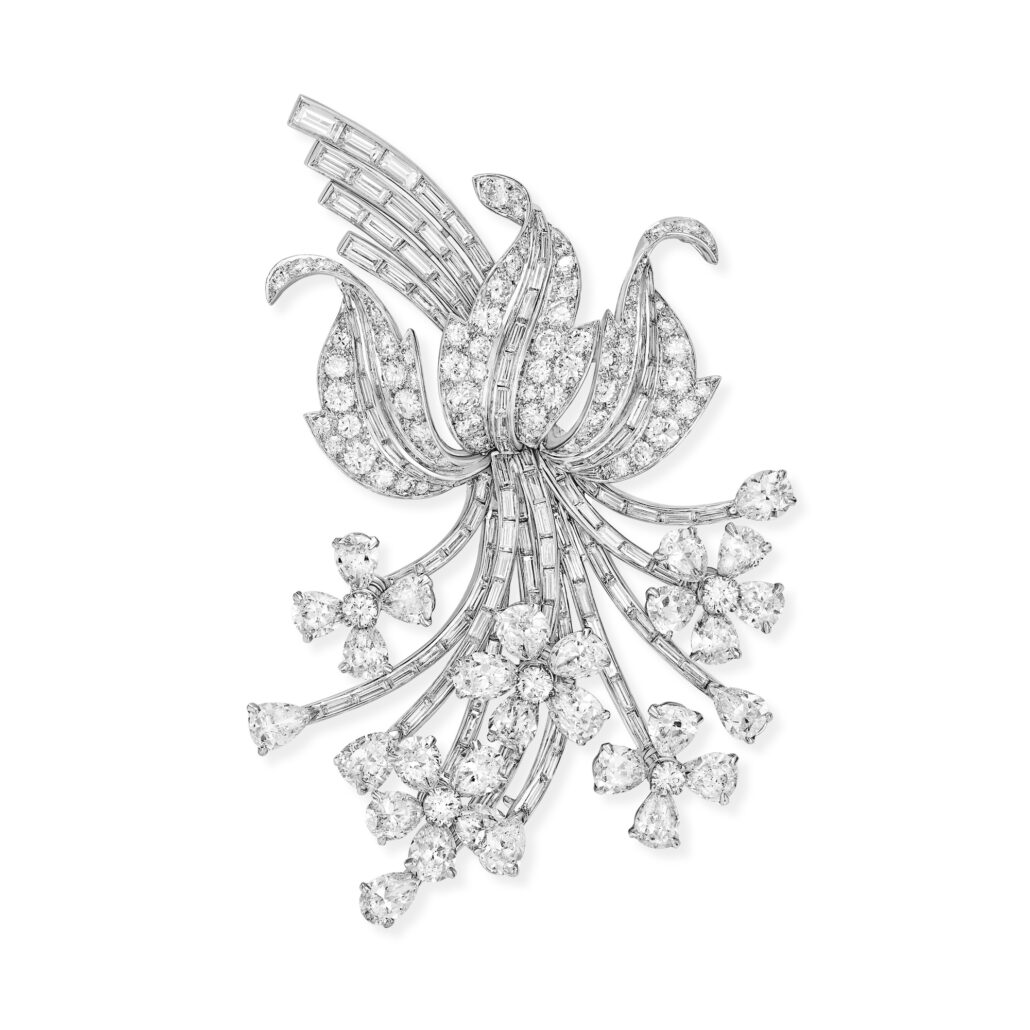 63561 Clovers Bouquet clip 1950 V4 1