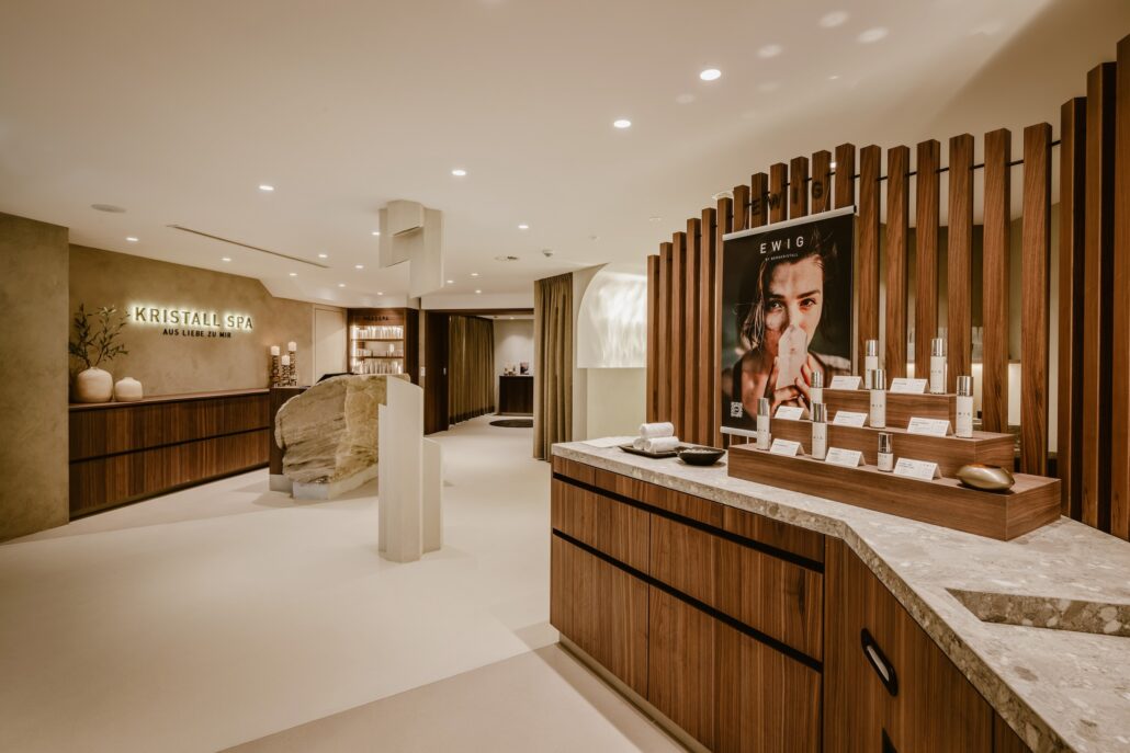 EWIG Produkt Bergkristall c Guenter Standl