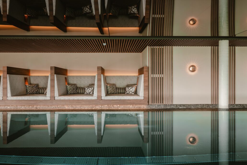 Innenpool Bergkristall c Guenter Standl 4