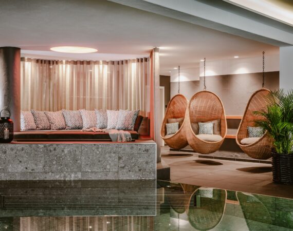 Kristall SPA Relaxpool Bergkristall mein Resort im Allgaeu © guenterstandl.de 1