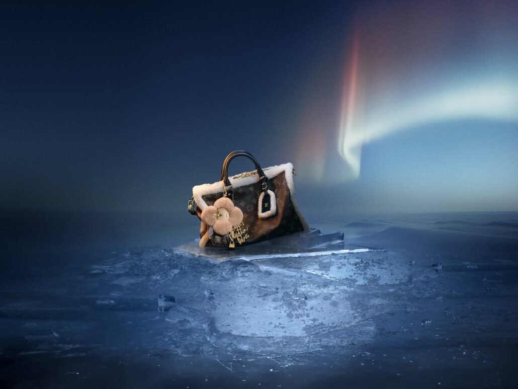 LOUIS VUITTON HOLIDAY 2025 CAMPAIGN SPEEDY SOFT 30 TEDDY @Peter Langer 1