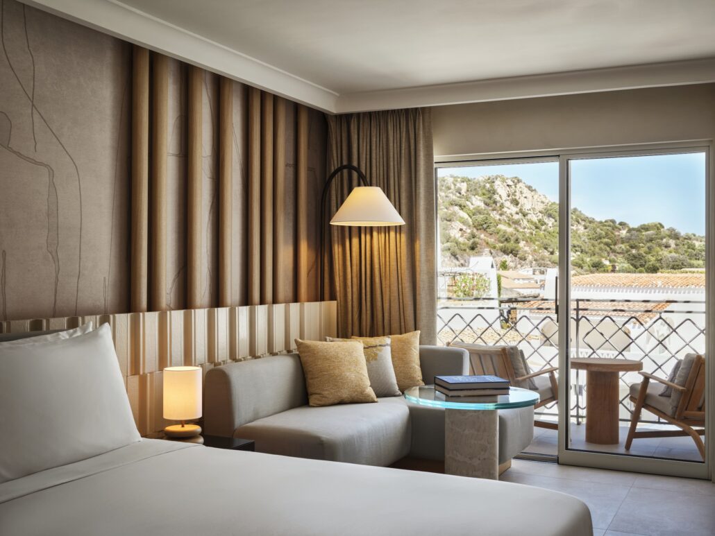 W Sardinia – Poltu Quatu Guestroom