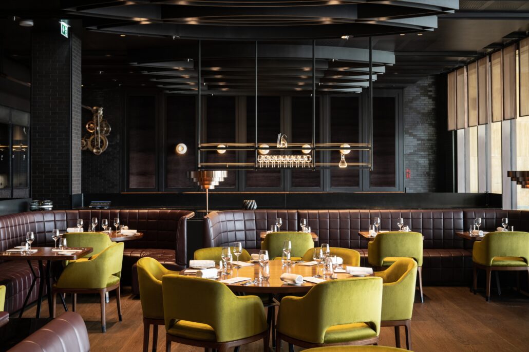 atlantistheroyal dinnerbyheston seatingarea 7058