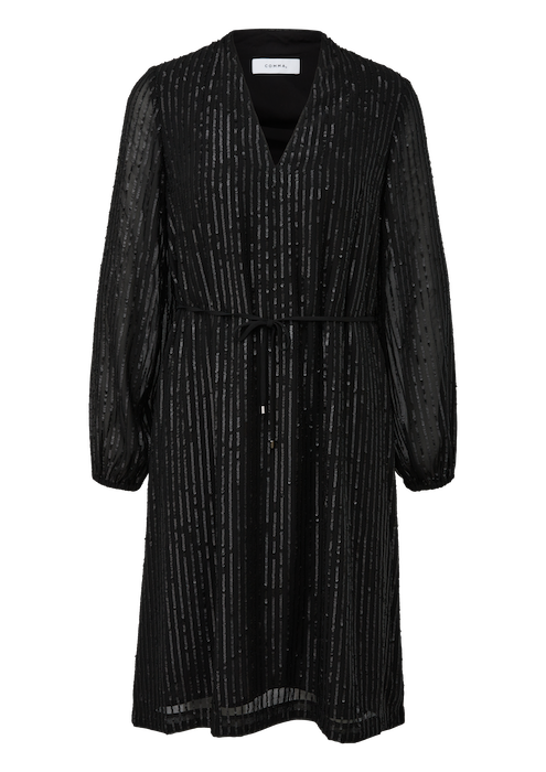 comma 2025 11 2175819.99L8 13999EUR