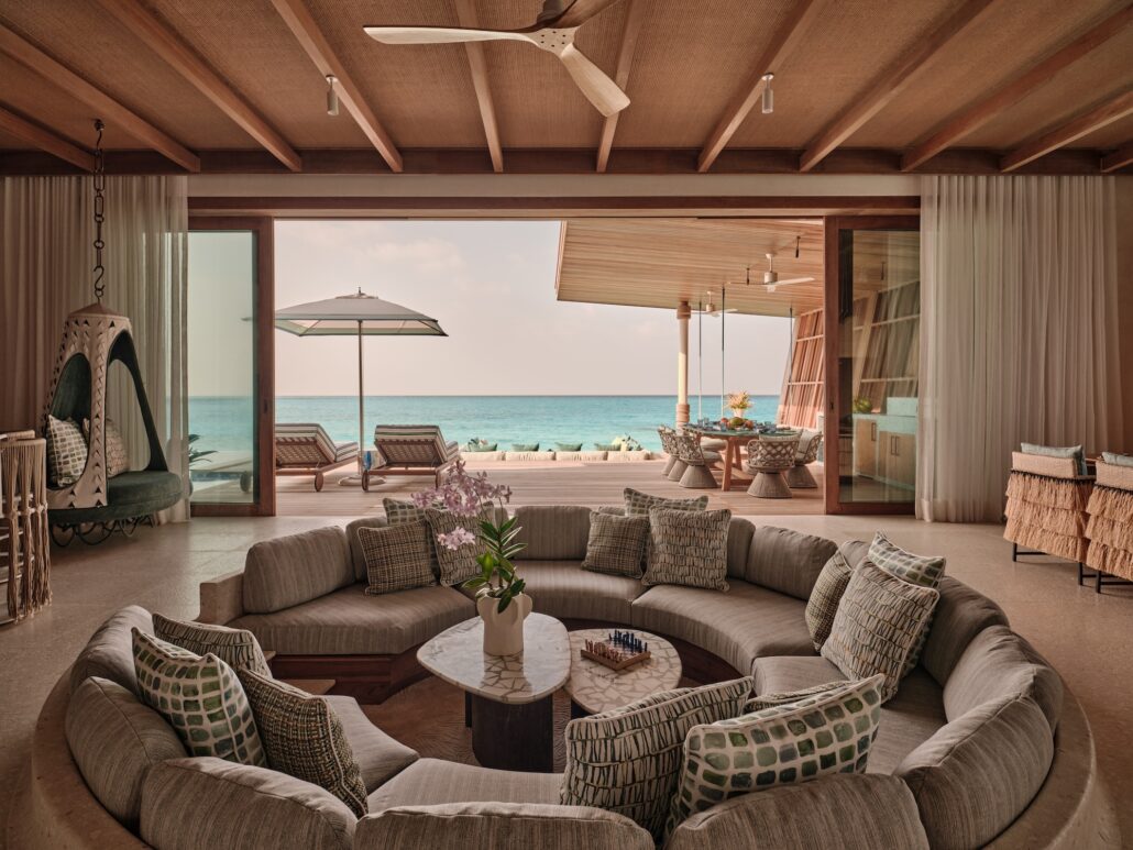 dot here island somewhere beach villa dining room 6