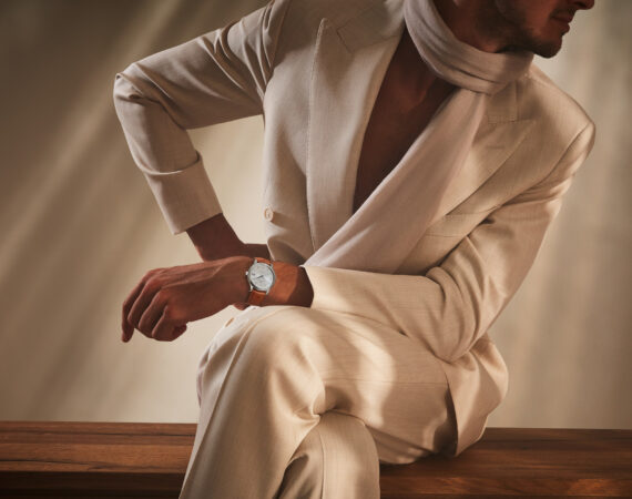 2025 q4008520 mastercc wristshot1 srgb 16x91