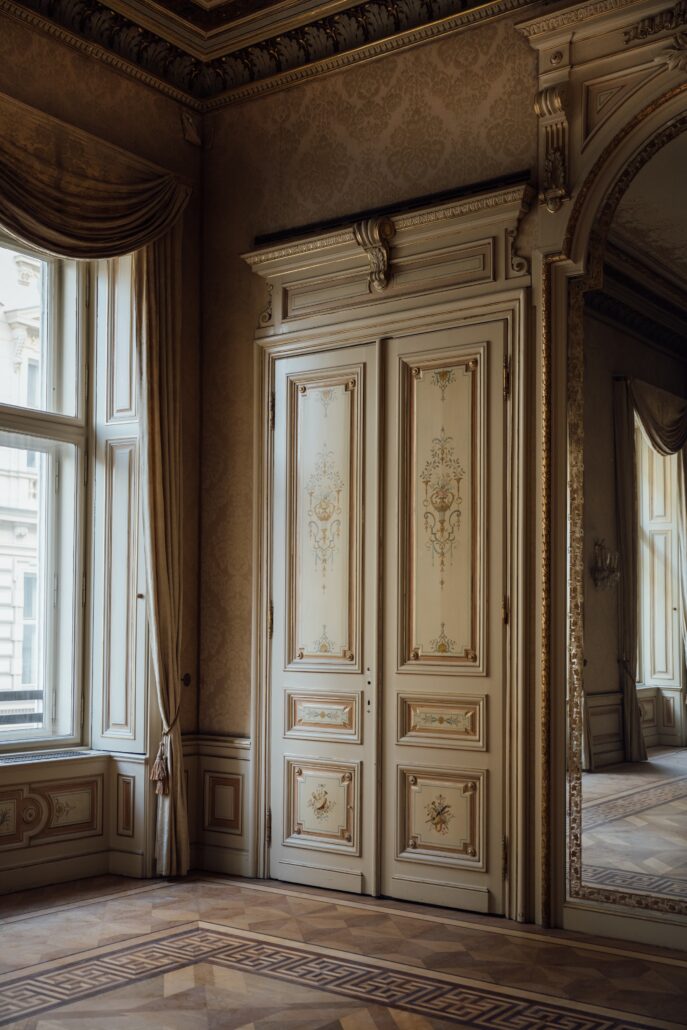 Almanac Palais Vienna Heritage door