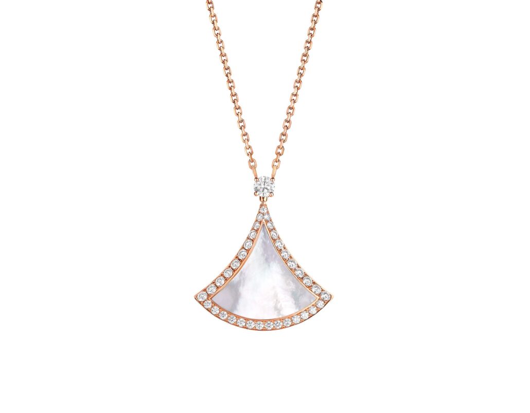 Bvlgari Divas Dream Necklace rose EUR8700