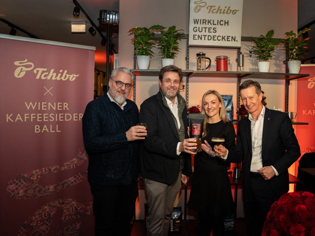 Bild1 Tchibo Pre Event Kaffeesiederball c Paul Breuss 2