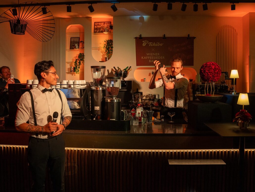 Bild3 Tchibo Pre Event Kaffeesiederball c Paul Breuss 1