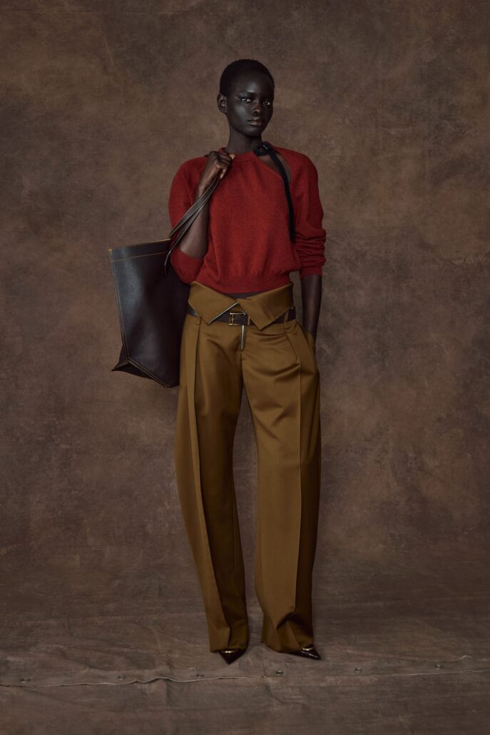 Ferragamo F PF26 LB LOOK 16 01