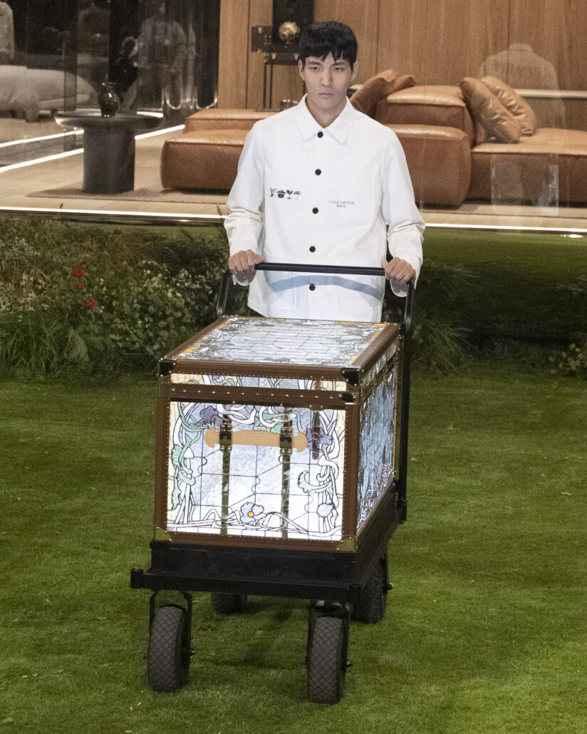 LOUIS VUITTON MENrsquoS FALL WINTER 2026 LOOK 13