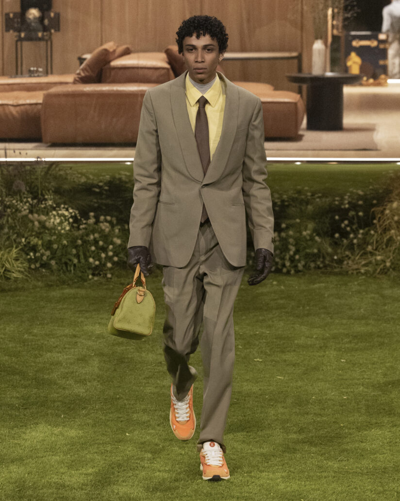 LOUIS VUITTON MENrsquoS FALL WINTER 2026 LOOK 19