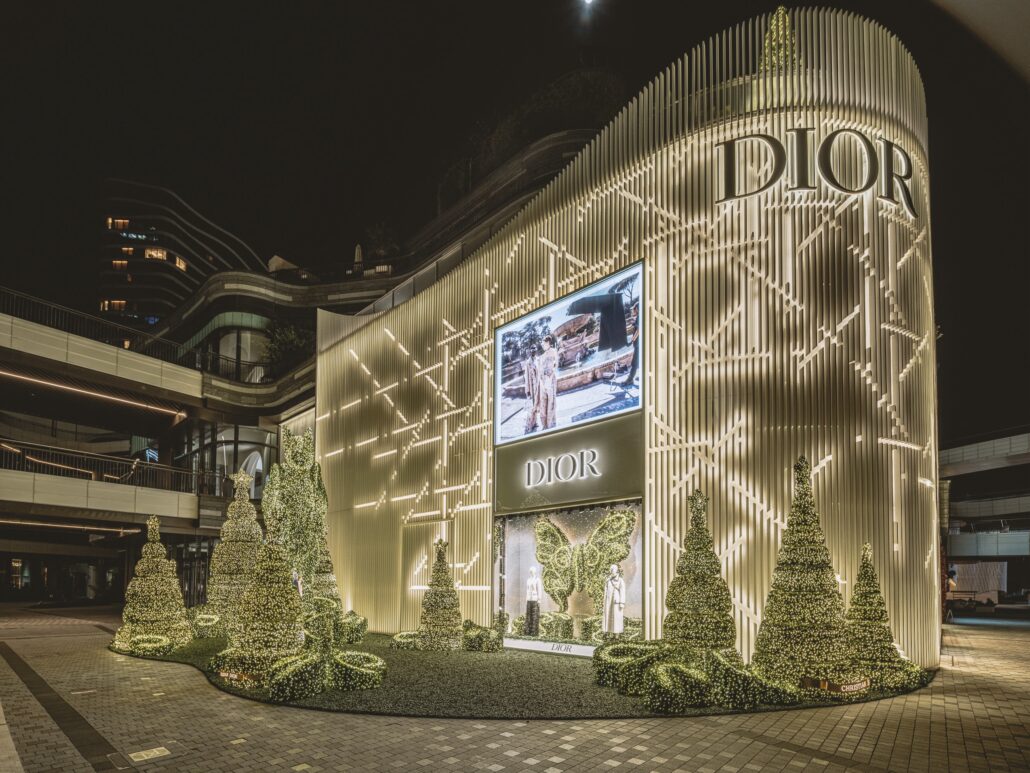 SHANGHAI QIANTAN © JIE JIN 4