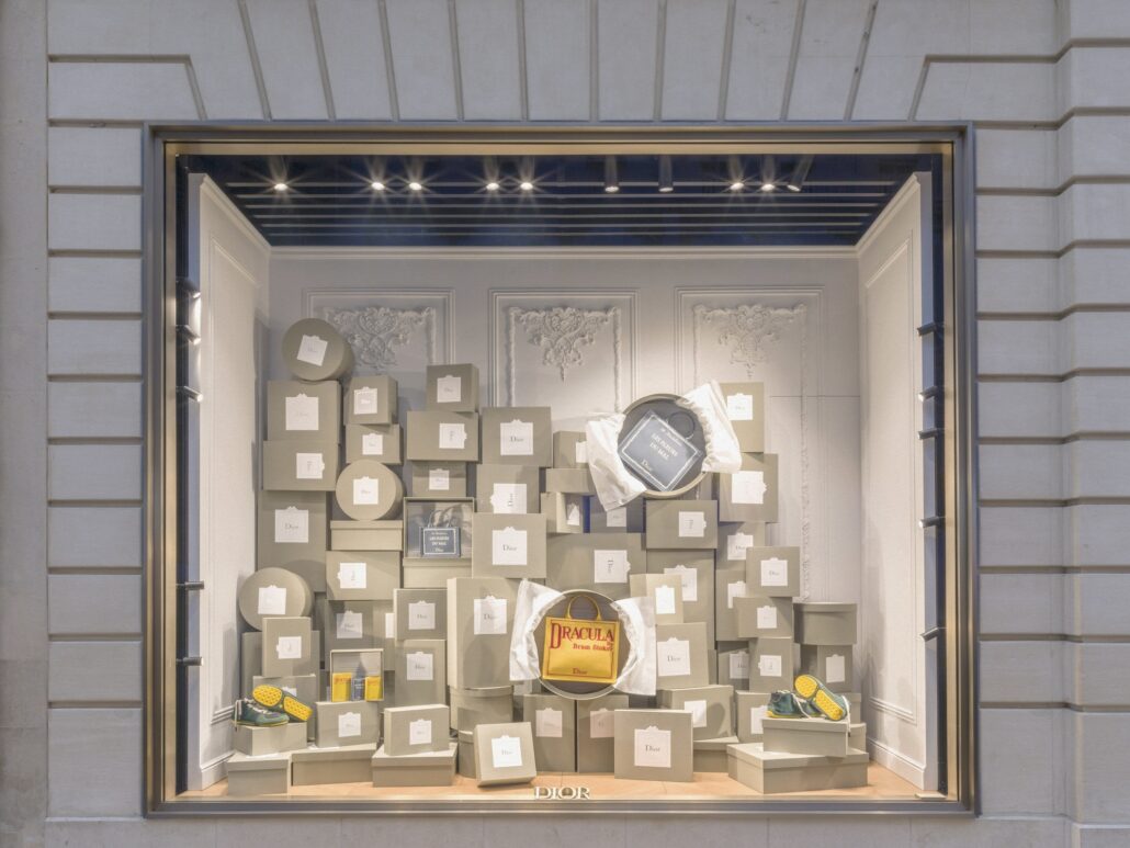 30 MONTAIGNE © KRISTEN PELOU 1