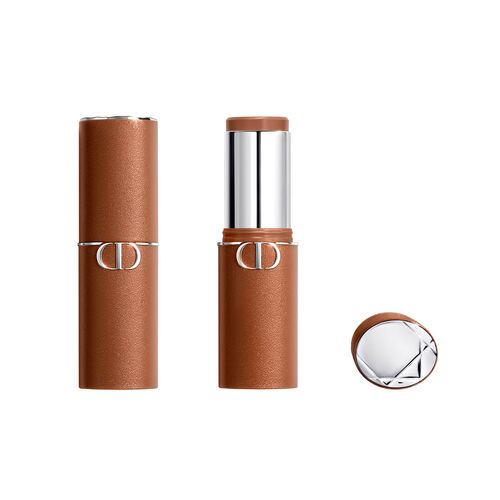 3348901802659 FOREVER SKIN BRONZE 2026 003 WITHOUT SHADOW