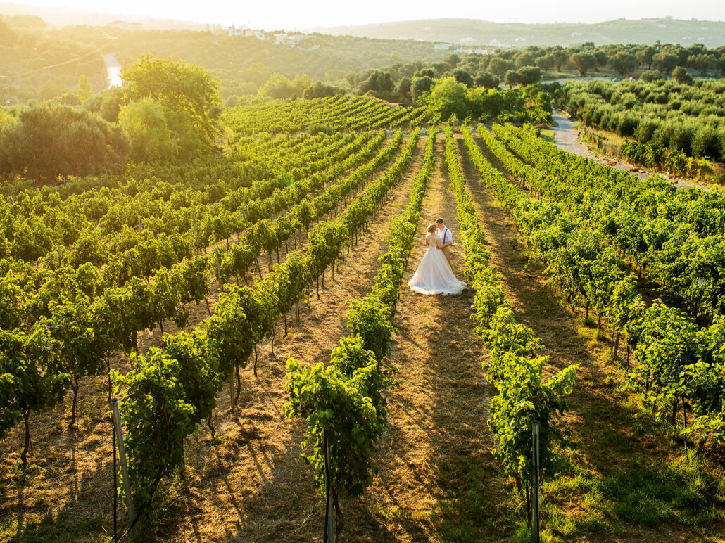 87 wedding romantic moment