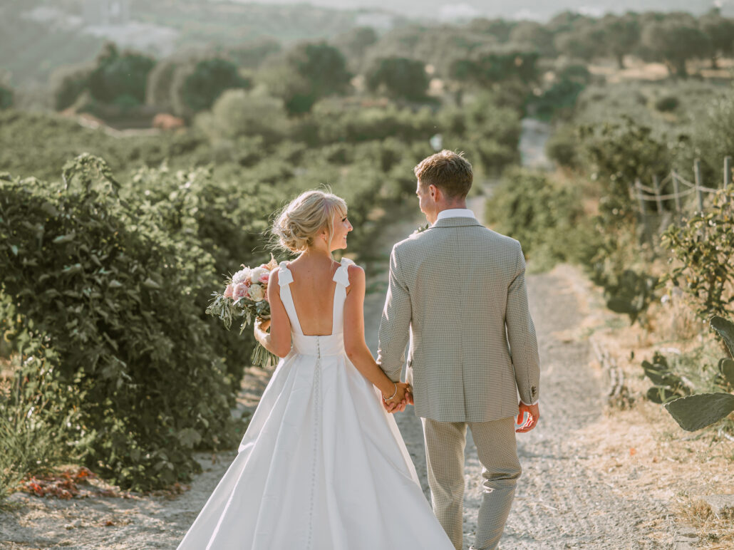 92 after wedding magestic field walk