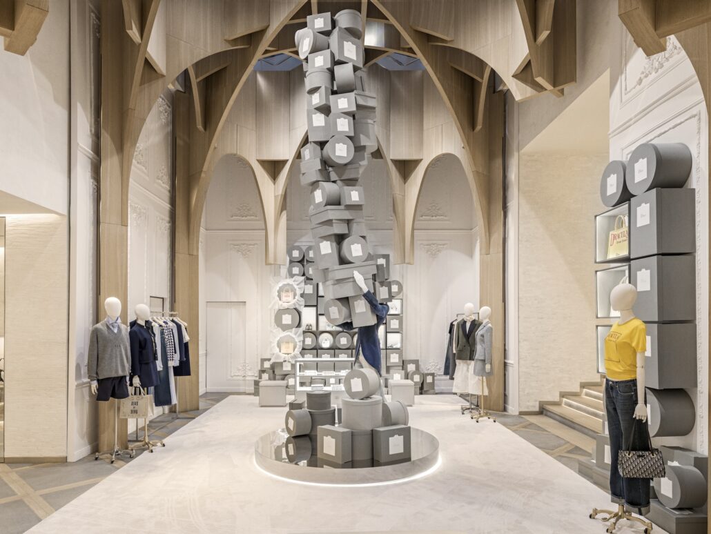 CHAMPS ELYSEES PARIS © KRISTEN PELOU 17