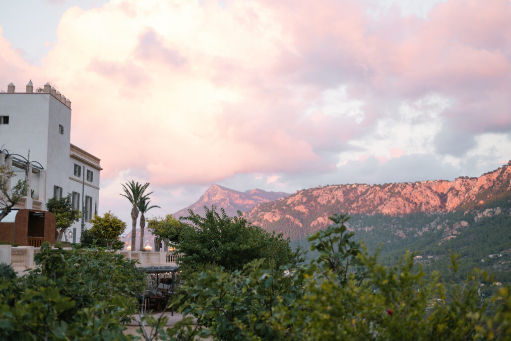 Credit @ Virgin Limited Edition RAYHAN 26 DIDI WEDDING 1117