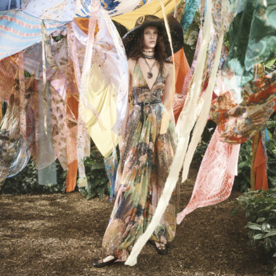 Power Dressing trifft multisensorische Kunst von ETRO