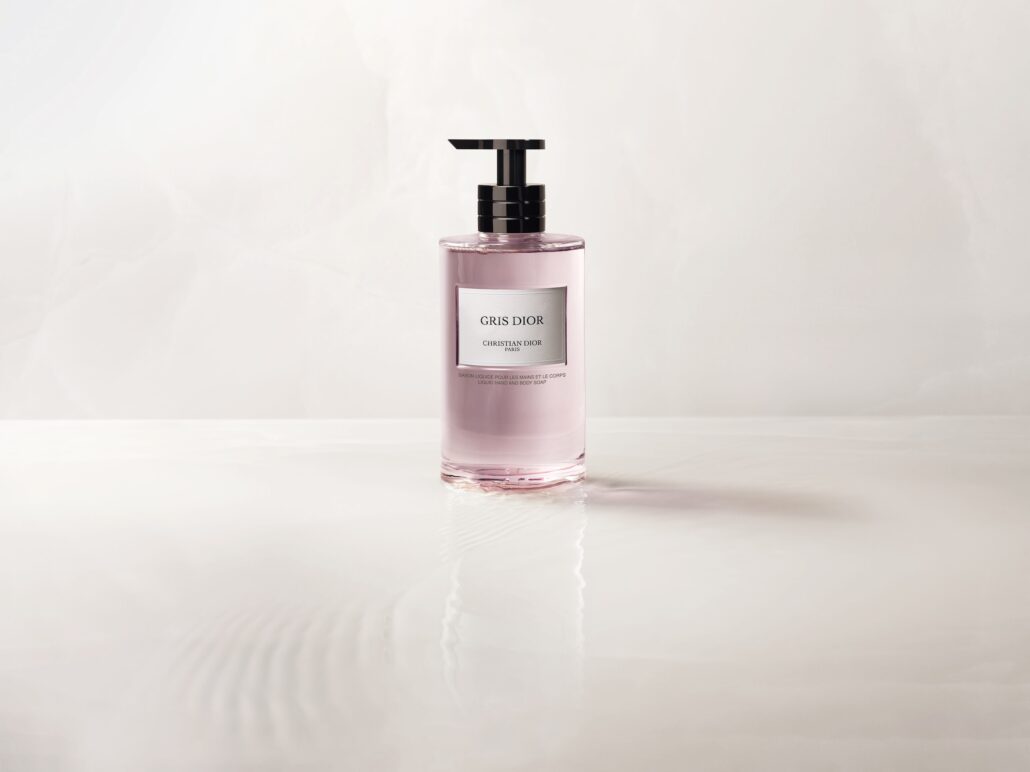 F083 LCP BATH AND BODY 25 P02E Savon GRIS DIOR MD F39