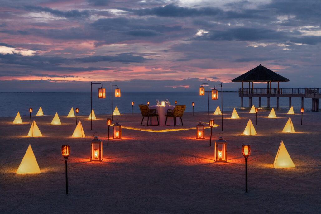 Le Meridien Maldives Resort Spa Riviera Beach Romantic Dinner