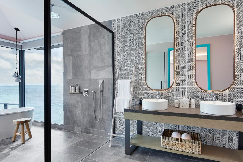 Le Meridien Maldives Resort Spa Lagoon Villa Bathroom ©Le Meridien Maldives Resort Spa