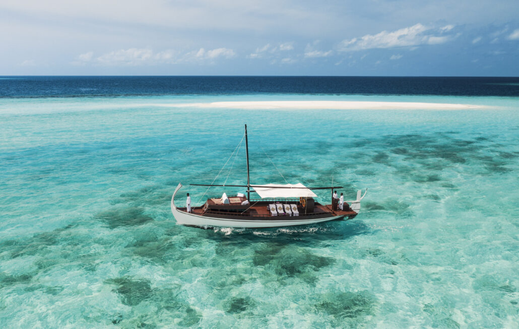 OneOnly Reethi Rah Beach Sand Bank