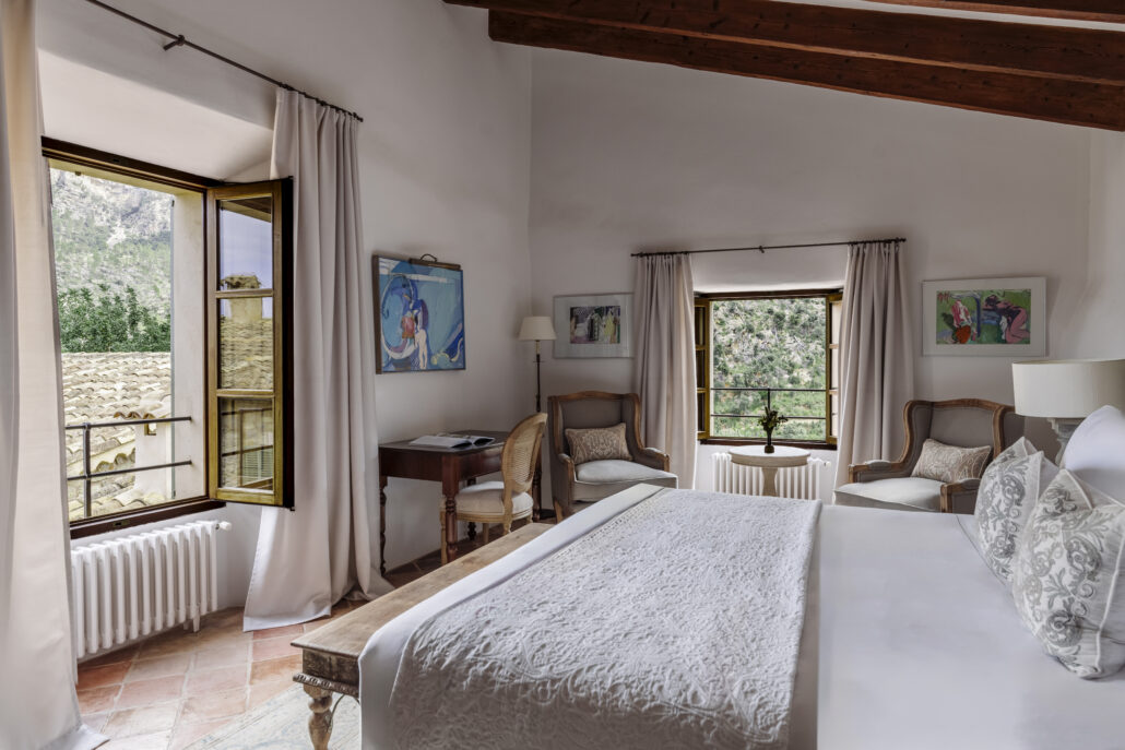 Son Balagueret Master Suite Bedroom 1 HR