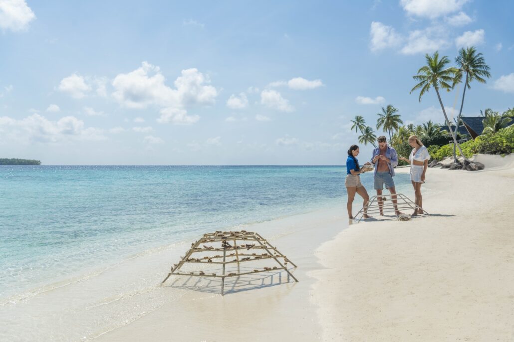 The St Regis Maldives Vommuli Resort Reefscapers Programming