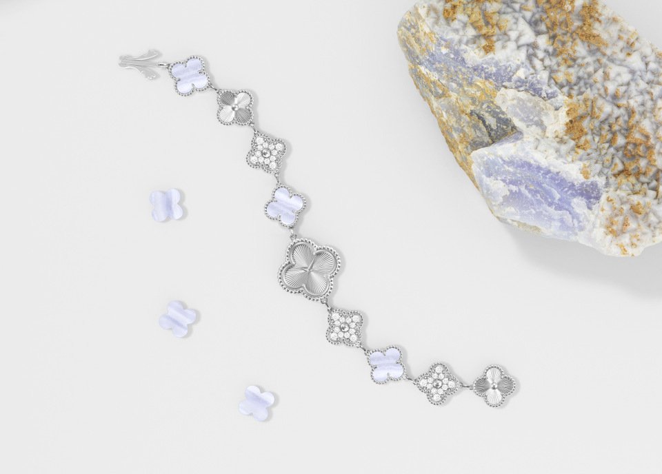 VCA VCARPEU200 T3012 V3028 B0006 XXXXX A 1 1