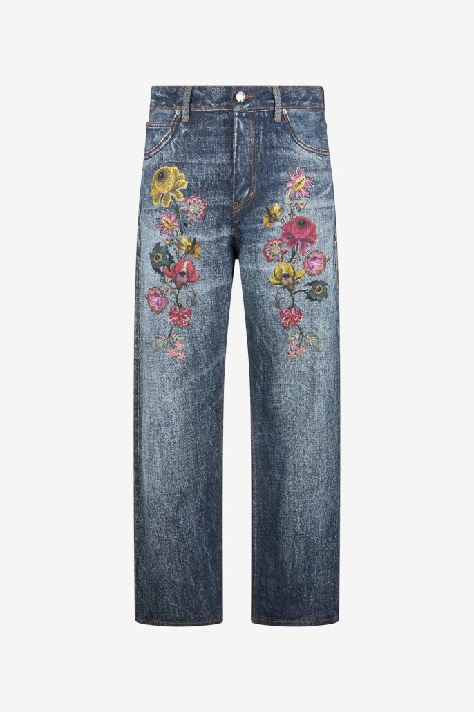 WNJ210DL01004936 ECOM STILL