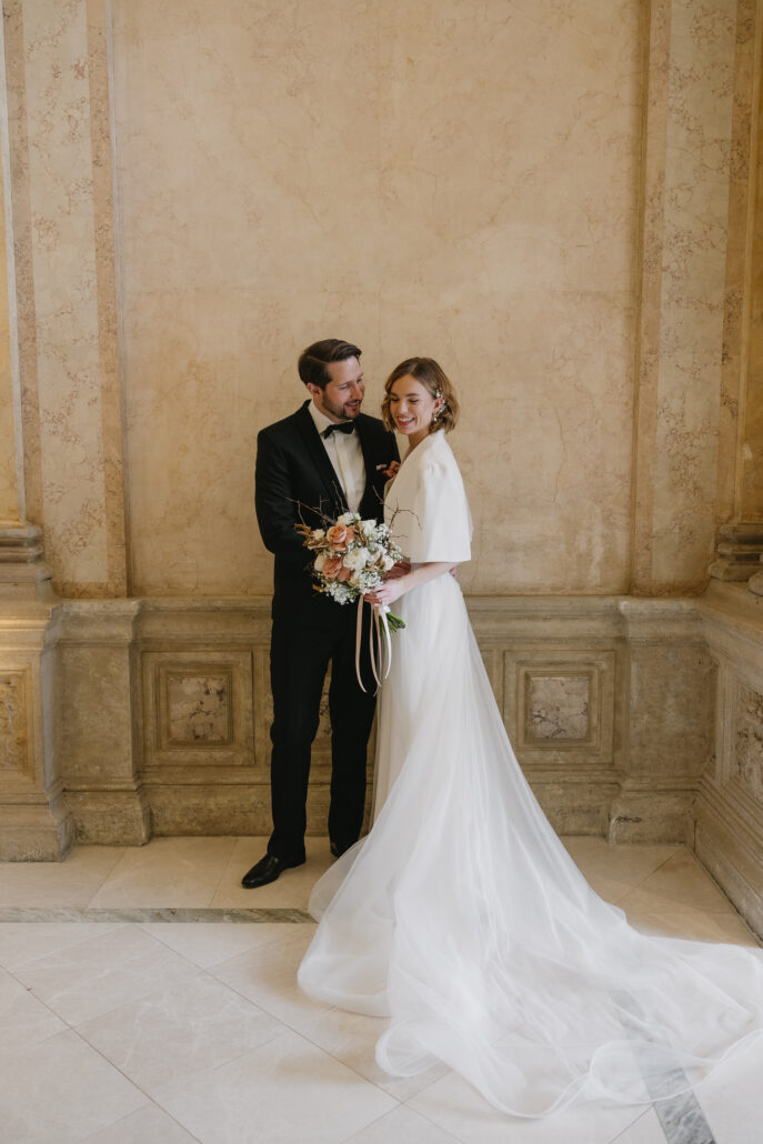 Almanac EntranceStairs 39