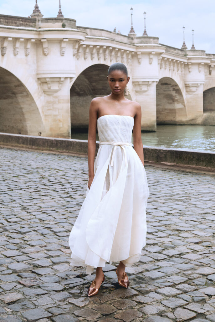 DIOR WOMAN FALL26 PRESS LOOK 010